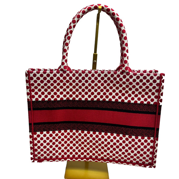 Christian Dior Canvas Medium DiorAmour Red Polka Dot Book Tote Limited Edition - Picture 2 of 16